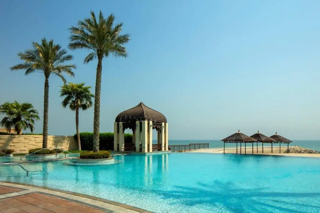 فندق ومنتجع جميرا شاطئ المسيلة